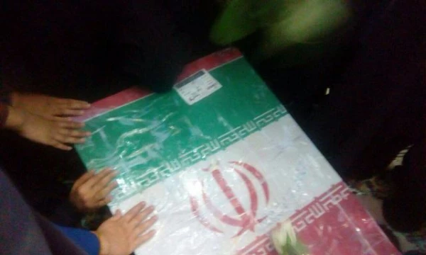 شرکت دانشجومعلمان پردیس در مراسم تشییع پیکر مطهر شهدای گمنام بندرعباس در دانشگاه علوم پزشکی