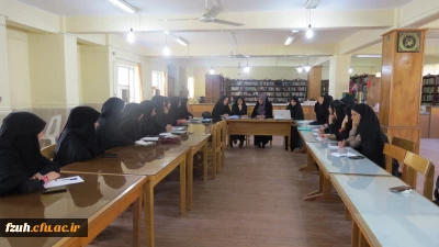 نشست سرپرست محترم پردیس و معاونت، آموزشی، فرهنگی و پژوهشی با دبیران کانون