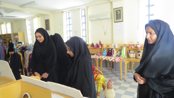 بازدید از نمایشگاه دانشکده فنی