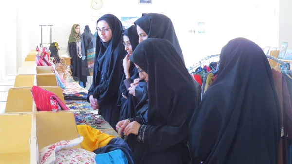 بازدید از نمایشگاه دانشکده فنی