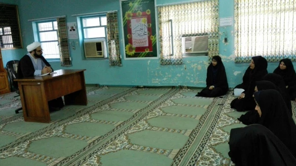 نشست نماینده نهاد رهبری با همکارارن اداری