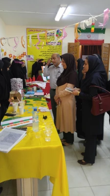 برگزاری کارگاه آموزش ریاضی با استفاده از دست سازه های دانشجو معلمان