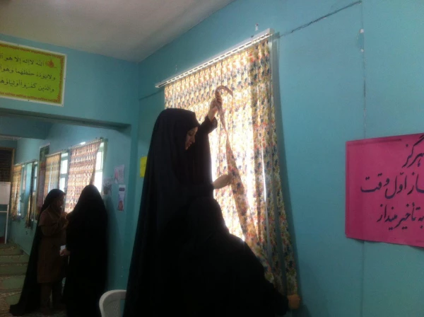 مراسم غبارروبی نمازخانه پردیس به مناسبت دهه تکریم غبارروبی مساجد و نمازخانه ها