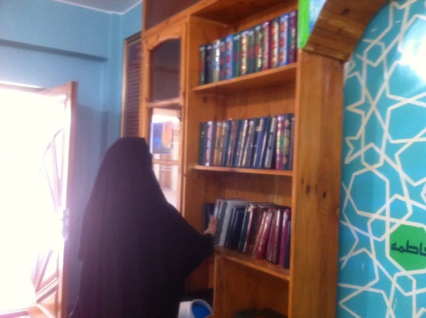 مراسم غبارروبی نمازخانه پردیس به مناسبت دهه تکریم غبارروبی مساجد و نمازخانه ها