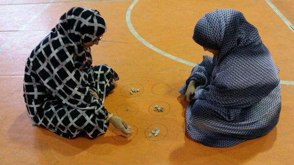 برگزاری مسابقات بدمینتون  و مسابقات بومی ، محلی به مناسبت هفته تربیت بدنی