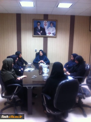 تشکیل جلسه شورای اداری پردیس مورخ 95/10/04