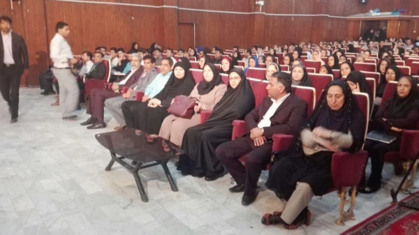 همایش بزرگ اموزش خانواده  ، مهندسی ارتباط درخانواده باحضور استادبرجسته کشور سرکارخانم دکترفردوسی پور