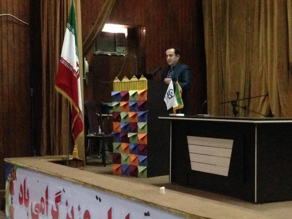 برگزاری کارگاه  روش های مطالعه و تقویت حافظه توسط استاد زارع زاده در پردیس فاطمة الزهرا ( س )