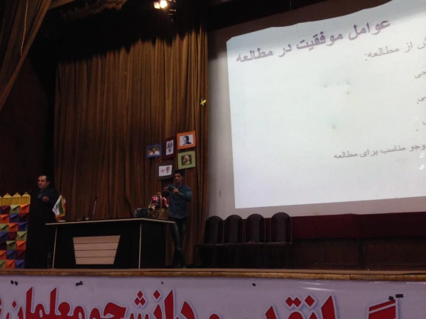 برگزاری کارگاه  روش های مطالعه و تقویت حافظه توسط استاد زارع زاده در پردیس فاطمة الزهرا ( س )