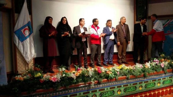 شرکت ریاست محترم پردیس و دبیرکانون هلال احمر در آیین پاسداشت سفیران مهردوست امور جوانان جمعیت هلال احمر استان هرمزگان