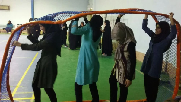 برگزاری مسابقات ورزشی دانشجو معلمان  در سالن ورزشی پردیس به مناسبت هفته تربیت بدنی