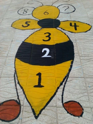 اجرای طرح حیاط پویا توسط کارورزهای دانشگاه به مناسبت هفته تربیت بدنی