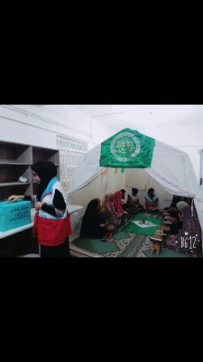 برگزاری جلسه ختم قرآن در طول هفته به مناسبت هفته قرآنی در  خیمه قرآنی