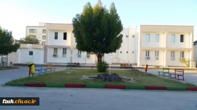 زیباسازی حیاط خوابگاه با مشارکت کانون محیط زیست و شورای صنفی