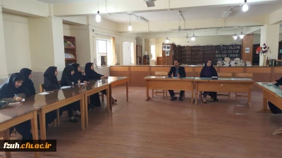 نشست صمیمانه حراست پردیس های استان با دبیران کانون ها ، انجمن ها ، تشکل ها و نمایندگان شورای صنفی در تاریخ 96/10/05 در کتابخانه پردیس