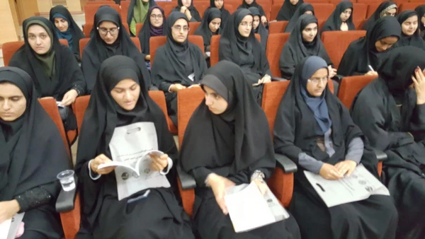 شرکت دانشجو معلمان پردیس در همایش ملی تکریم و نکوداشت از مقام شمس الدین محمدبن احمد کیشی در مورخ ۹۶/۱۲/۱۰ 6