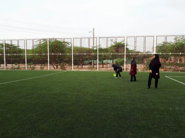 بر گزاری اردوی هفته سلامت دانشجویان شهید بهشتی  در پارک بانوان و اجرای بازیهای فریزبی و حلقه در زمین چمن پارک بانوان و همچنین صرف صبحانه سالم 5