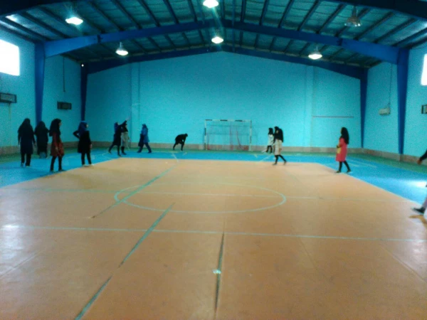 برگزاری مسابقات بدمینتون  به مناسبت روز جوان 7