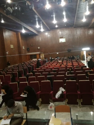 برگزاری آزمون دروس مجازی مهارت اموزان ماده 28 مورخ 24 و 26 اردیبهشت 97 در سالن اجتماعات پردیس  5