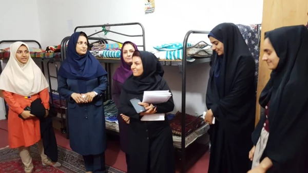 بازدید ریاست پردیس از خوابگاههای برتر به مناسبت هفته سرای دانشجویی 2