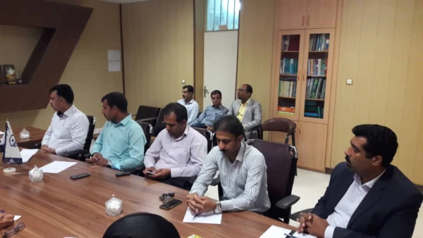 بررسی مسایل حوزه دانشجویی باحضورهمکاران واحدمربوطه 2