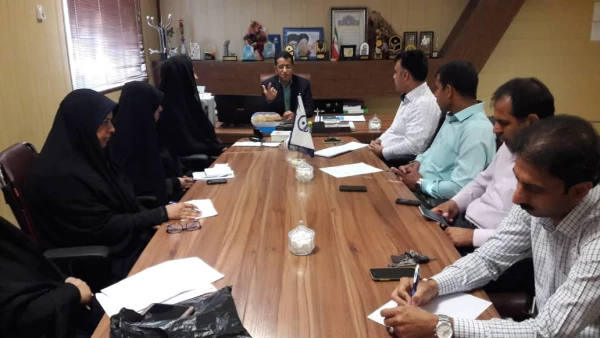 بررسی مسایل حوزه دانشجویی باحضورهمکاران واحدمربوطه 5