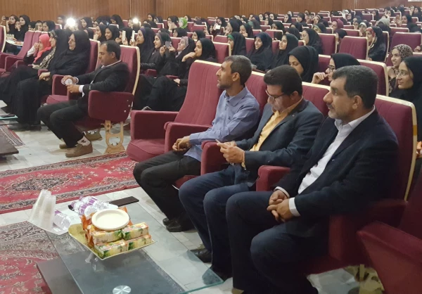 برگزاری مراسم گرامیداشت هفته وحدت در پردیس 10