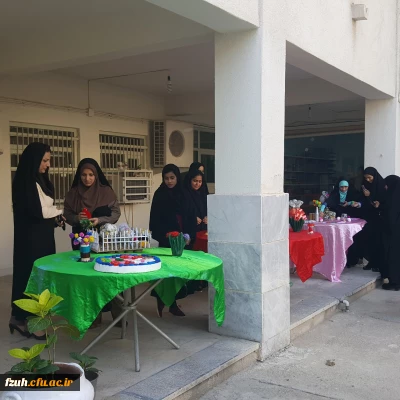 برپایی نمایشگاه صنایع دستی با استفاده از مواد دور ریختنی