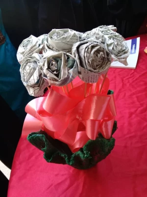 برپایی نمایشگاه صنایع دستی با استفاده از مواد دور ریختنی

 3