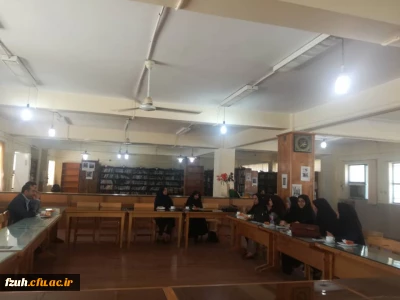 نشست هم اندیشی با اساتید پردیس پیرامون مسائل آموزشی و تربیتی