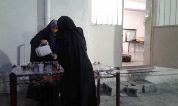 توزیع شربت نذری توسط کانون مهدویت در روز میلاد حضرت مهدی (عج) 3