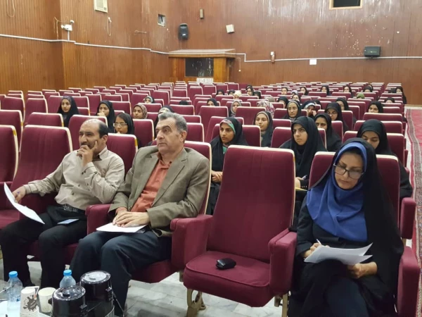 مناظره دانشجویی
با موضوع : ماهواره ها عامل اصلی فساد و فحشا در خانواده 3