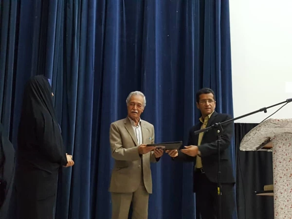 برگزاری دومین جشنواره شعر و ادب 11