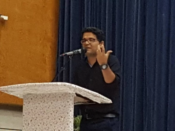 برگزاری دومین جشنواره شعر و ادب 14