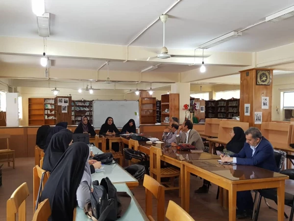 جلسه هم اندیشی با اساتید دانشگاه 2