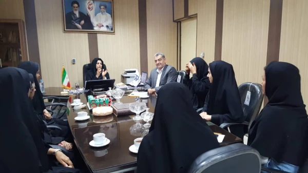 نشست صمیمانه اعضای شورای مرکزی انجمن اسلامی پردیس 3