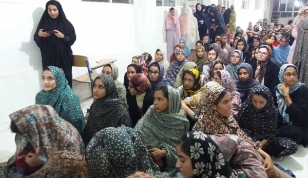 نشست صمیمی سرپرست پردیس فاطمه الزهرا(س) به همره مسئول امور دانشجویی 2