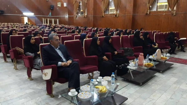 نشست تحلیل جامعه شناختی مدیریت بدن در دستگاه نظری آرلی راسل هکشایلد و نسبت آن با سبک زندگی ایرانی- اسلامی 4