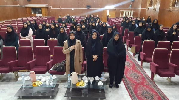 نشست تحلیل جامعه شناختی مدیریت بدن در دستگاه نظری آرلی راسل هکشایلد و نسبت آن با سبک زندگی ایرانی- اسلامی 5