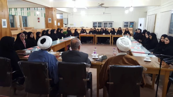 جلسه پرسش و پاسخ با حضور حجت الاسلام محمدی 3