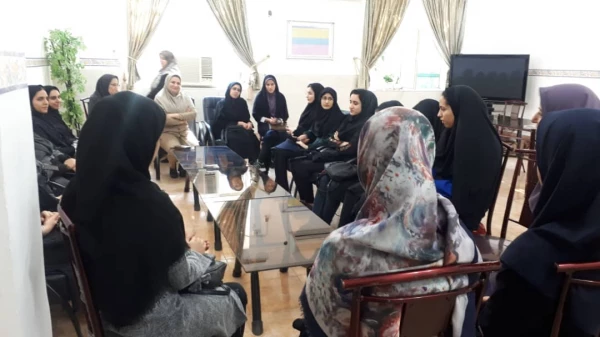 بازدید گروه زیست شناسی از دو مدرسه دانشگاه و نمونه رشد 5