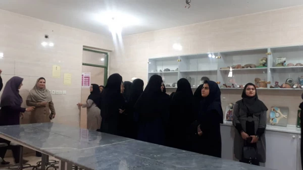 بازدید گروه زیست شناسی از دو مدرسه دانشگاه و نمونه رشد 7