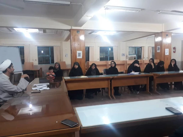 بازدید  نماینده مقام معظم رهبری از پردیس فاطمه الزهرا س 4