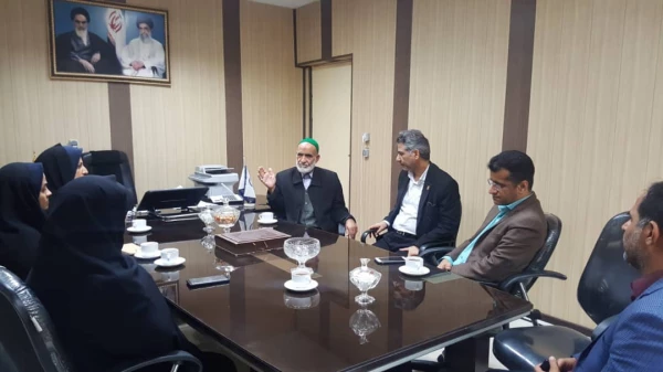 بازدید  نماینده مقام معظم رهبری از پردیس فاطمه الزهرا س 6