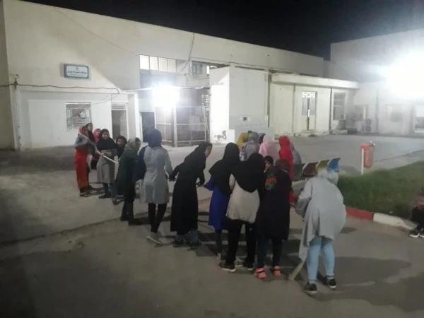 برگزاری مسابقه ی طناب کشی دانشجو معلمان خوابگاهی پردیس فاطمه الزهرا(س)
 2